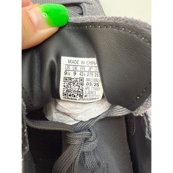 Adidas Stadt Grey Black Gum Suede Men Sneakers JQ9013 Size 9.5 NEW - Picture 2 of 8